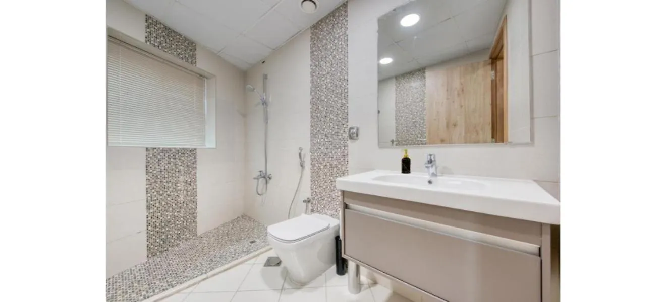 Luxurious 4-Bedroom Duplex Villa Apartment Near Jbr Dubai